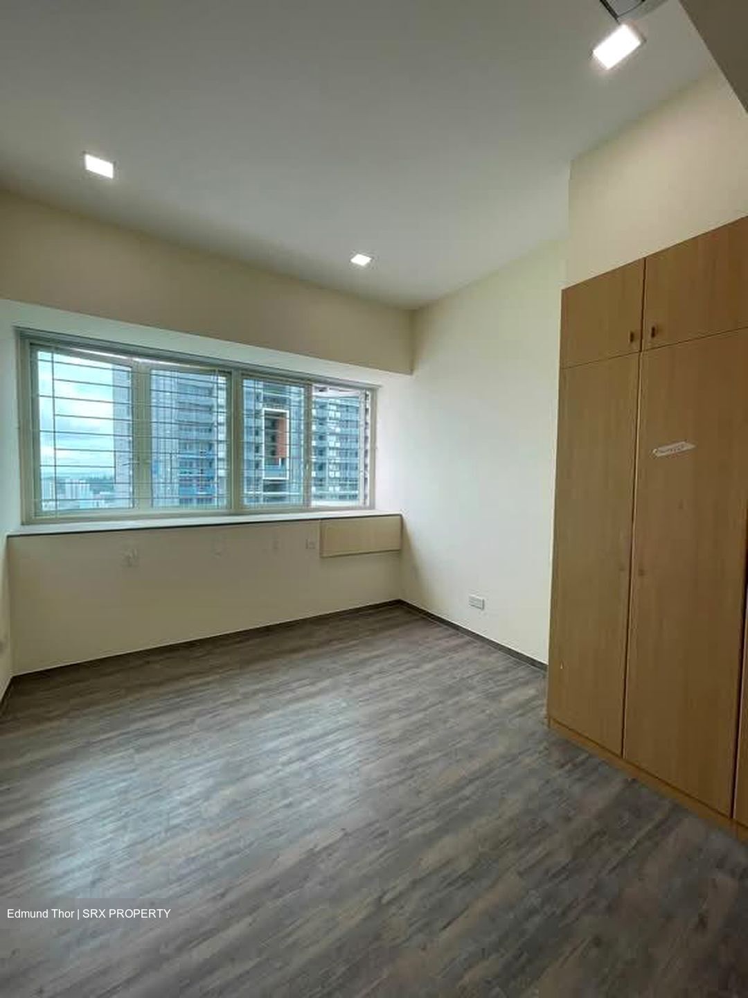 Queens (D3), Condominium #570043911